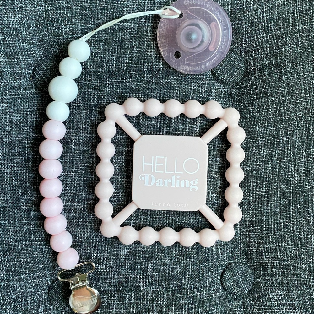 “Hello Darling” Silicone Teether & Pacifier Clip